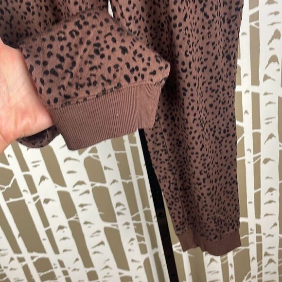 Jane and Delancey Leopard Print Jogger Lounge Pants L - Picture 3 of 8